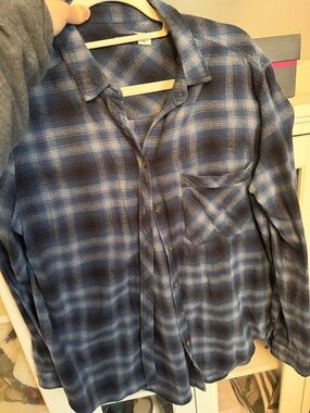 Women’s Blue Plaid Button-Up Shirt